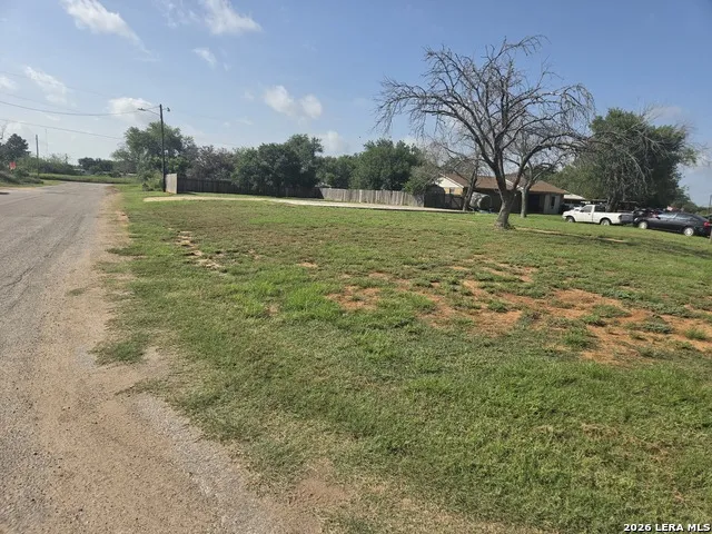 1438 HUAJILLO ST Pearsall, TX 78061