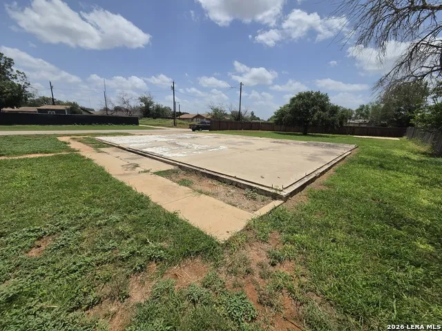 1438 HUAJILLO ST Pearsall, TX 78061
