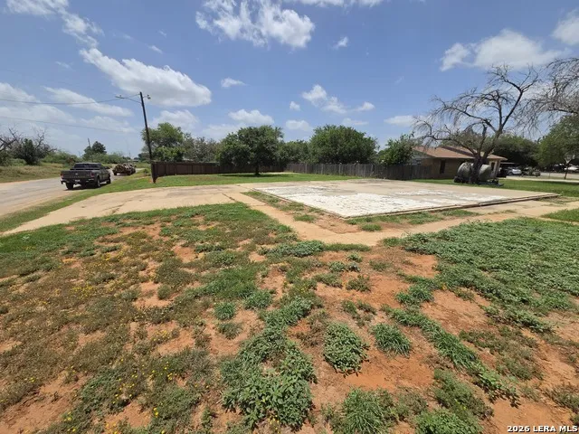 1438 HUAJILLO ST Pearsall, TX 78061