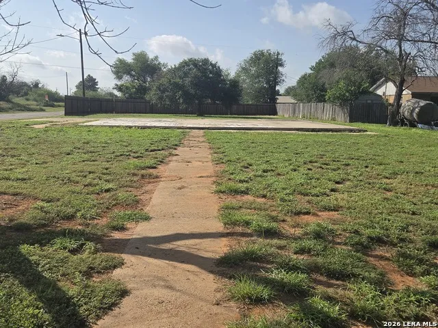 1438 HUAJILLO ST Pearsall, TX 78061