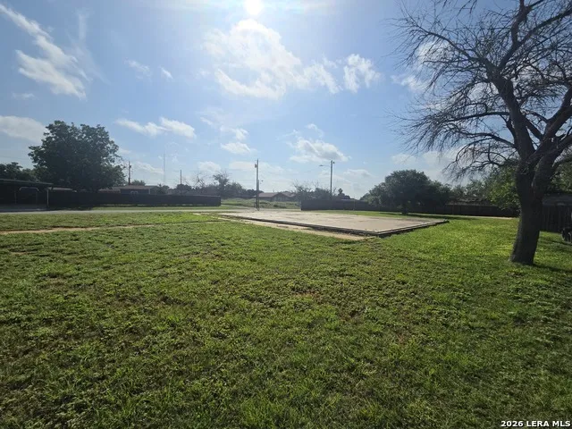 1438 HUAJILLO ST Pearsall, TX 78061