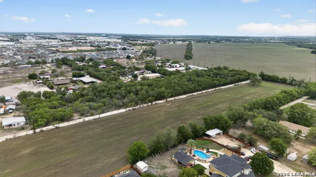 12145 FISCHER RD Von Ormy, TX 78073
