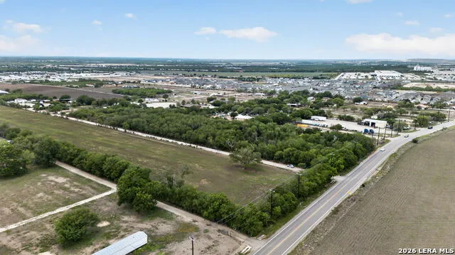12145 FISCHER RD Von Ormy, TX 78073