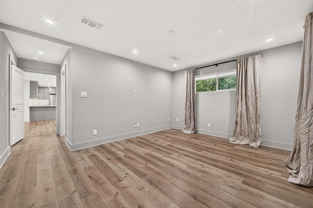 10819 Oasis Drive Houston, TX 77096