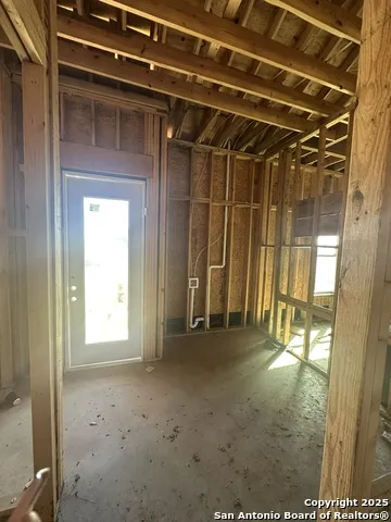 241 County Road 154 Pleasanton, TX 78064