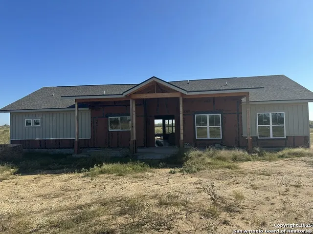 241 County Road 154 Pleasanton, TX 78064