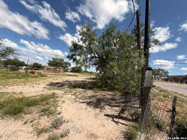 2147 Rosita Valley Road Eagle Pass, TX 78852