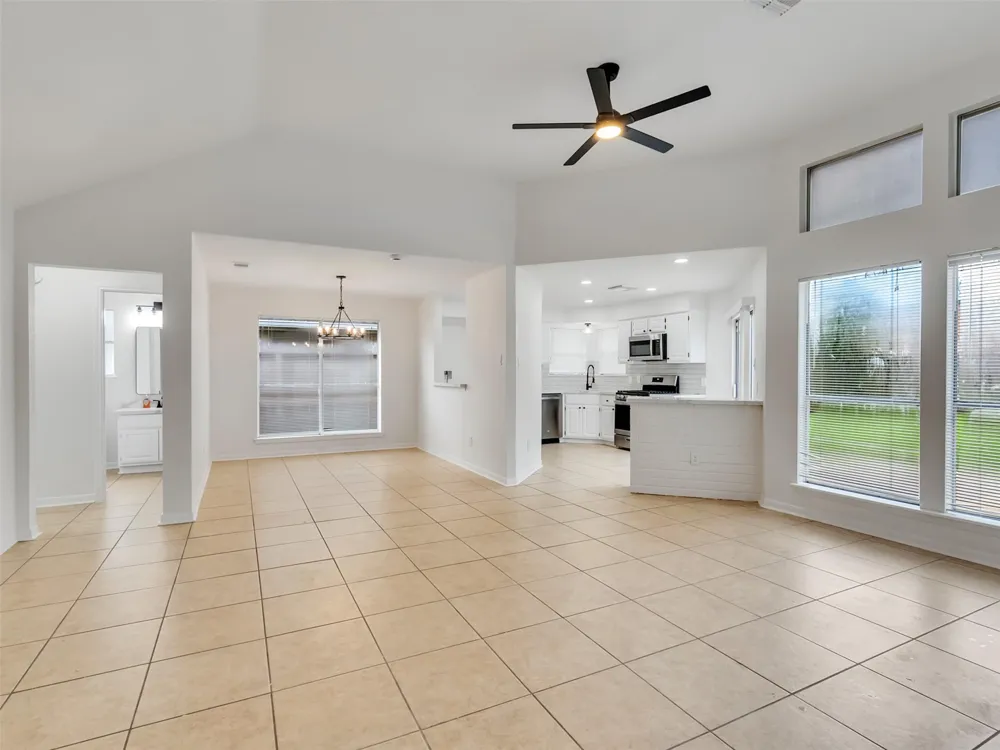15814 Roxton Ridge Drive Houston, TX 77598