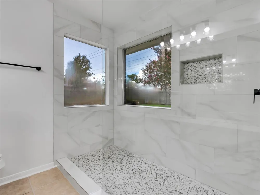 15814 Roxton Ridge Drive Houston, TX 77598