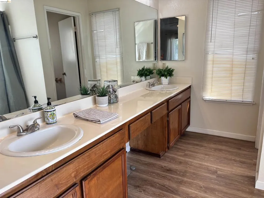 4239 Sequoia Drive Oakley, CA 94561