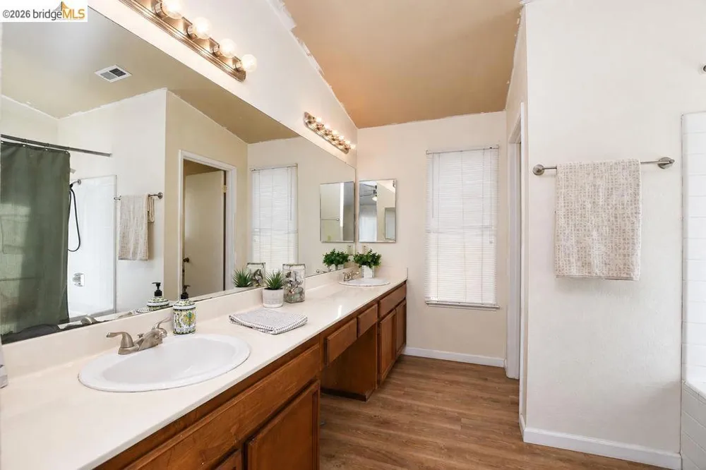 4239 Sequoia Drive Oakley, CA 94561