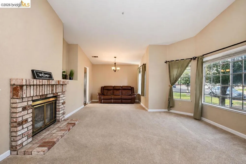 4239 Sequoia Drive Oakley, CA 94561
