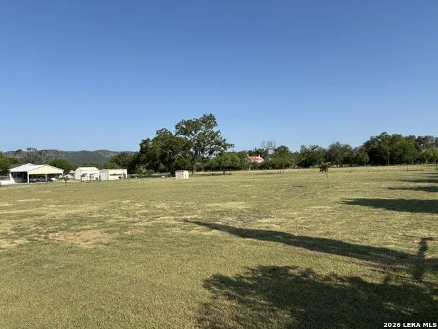 00 River Valley Rio Frio, TX 78879