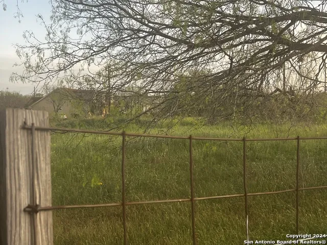 15750 SHEPHERD RD Atascosa, TX 78002