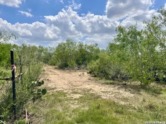 2566 FM 539 La Vernia, TX 78121