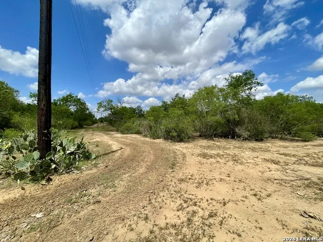 2566 FM 539 La Vernia, TX 78121