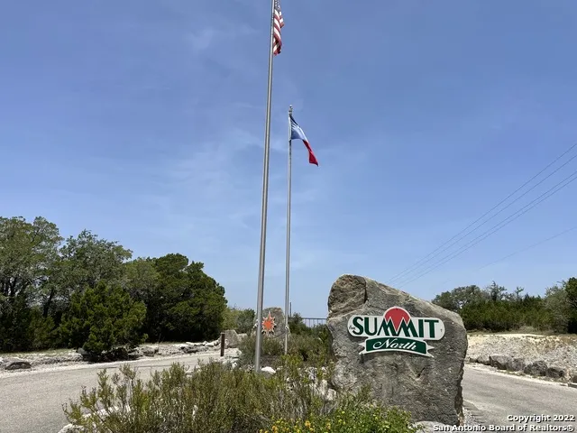421 BLUEBONNET BREEZE Canyon Lake, TX 78133