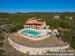 224 Private Road 1717 Mico, TX 78056