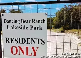 224 Private Road 1717 Mico, TX 78056