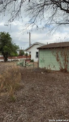 1718 Walters San Antonio, TX 78208