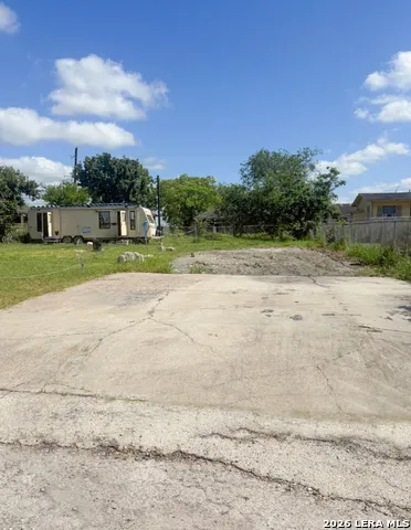 839 MOLINA ST Robstown, TX 78380