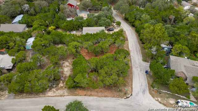 799 Hillside Canyon Lake, TX 78133