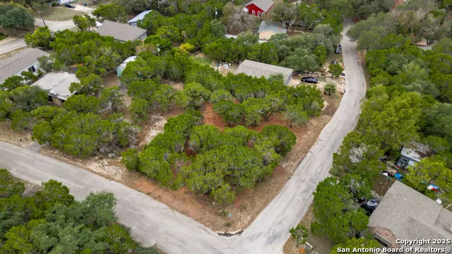 799 Hillside Canyon Lake, TX 78133