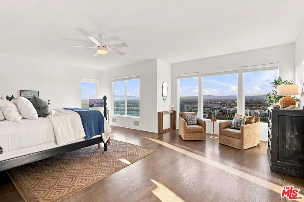 6829 Altamor Drive Los Angeles, CA 90045