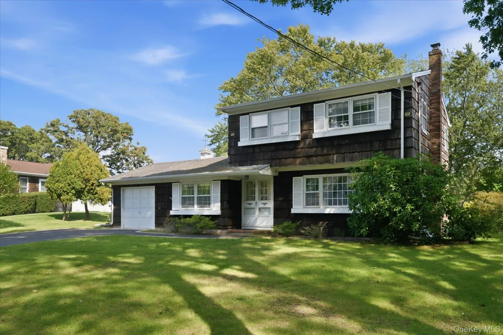 9 Mill Pond Lane East Moriches, NY 11940
