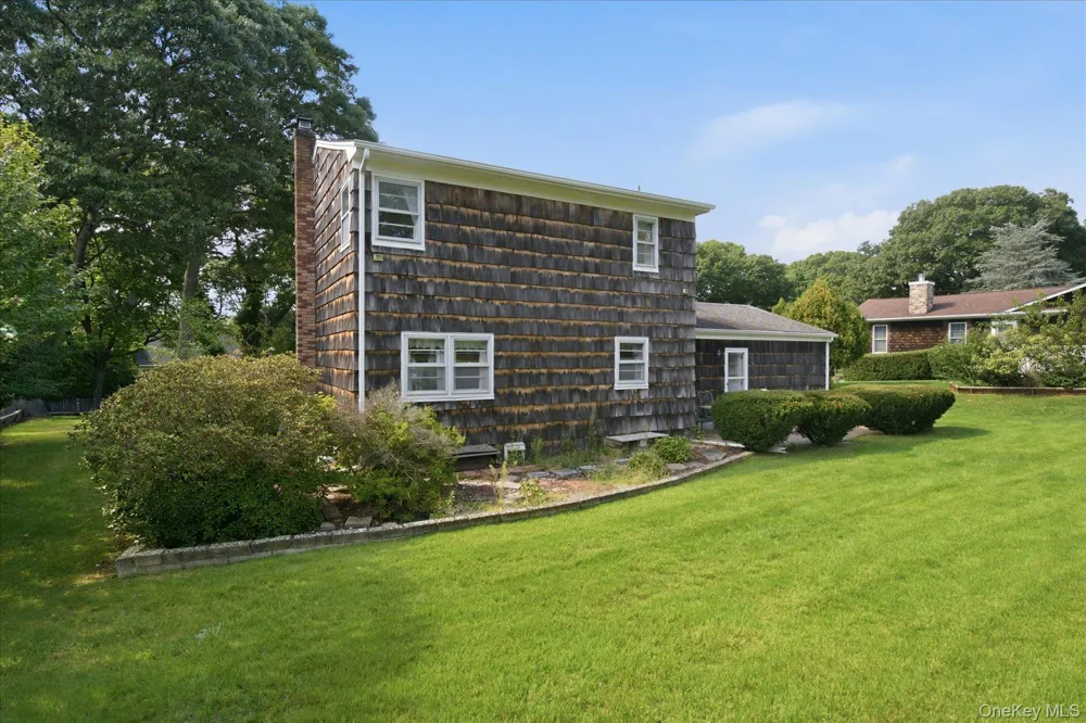 9 Mill Pond Lane East Moriches, NY 11940
