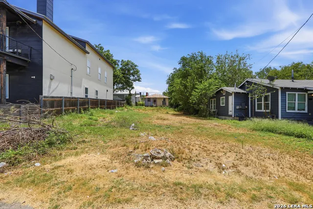 116 SPRUCE ST San Antonio, TX 78203