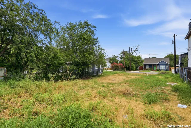 116 SPRUCE ST San Antonio, TX 78203