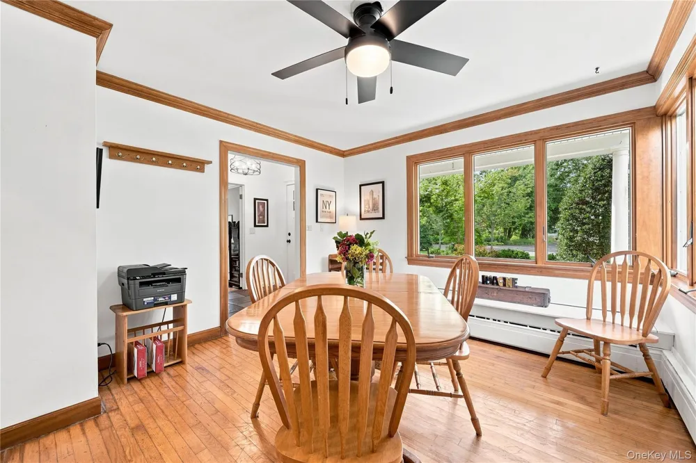 4 Saltmeadow Lane Bayport, NY 11705