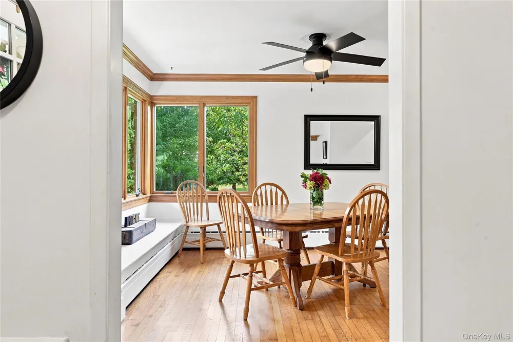 4 Saltmeadow Lane Bayport, NY 11705
