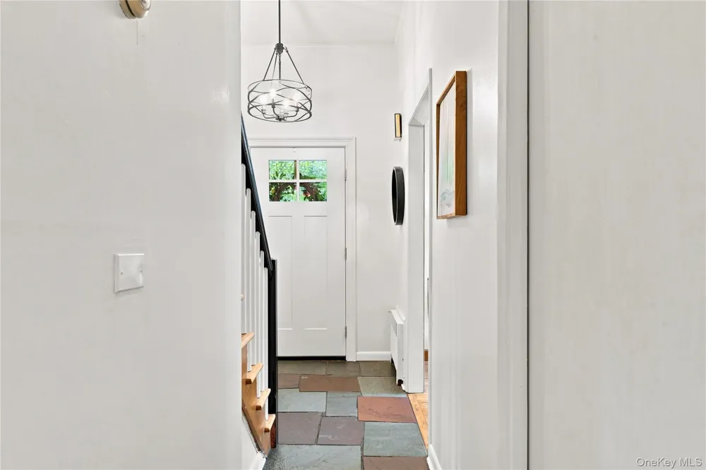 4 Saltmeadow Lane Bayport, NY 11705