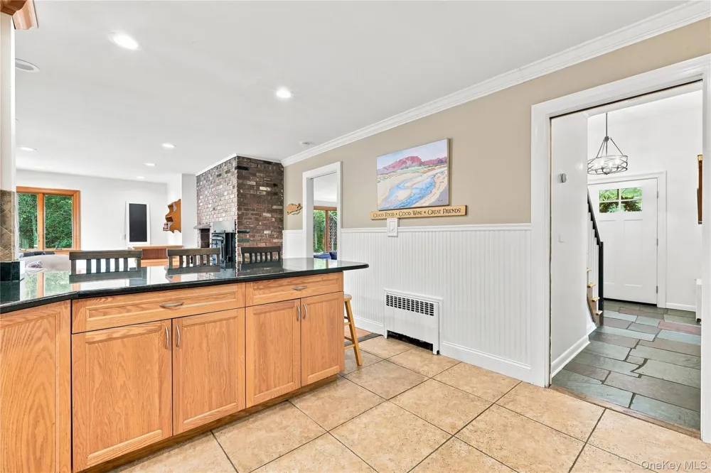 4 Saltmeadow Lane Bayport, NY 11705