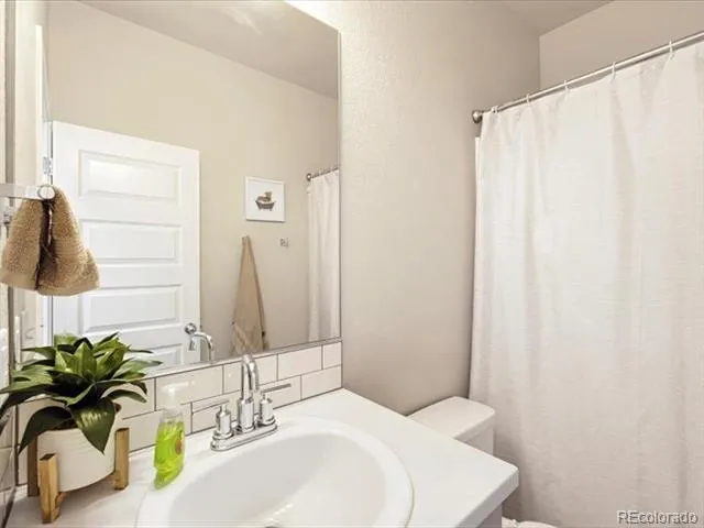 1122 Cottontail Lane Wiggins, CO 80654