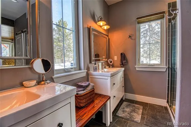 237 Ridge Rd Twin Lakes, CO 81251