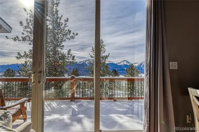 237 Ridge Rd Twin Lakes, CO 81251