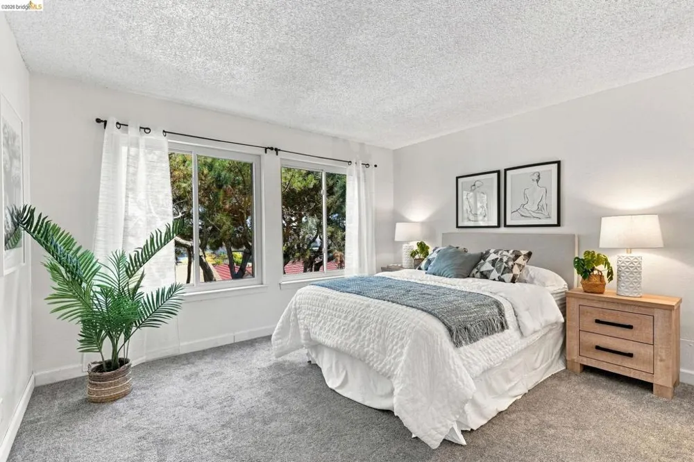 955 Shorepoint Court #208 Alameda, CA 94501