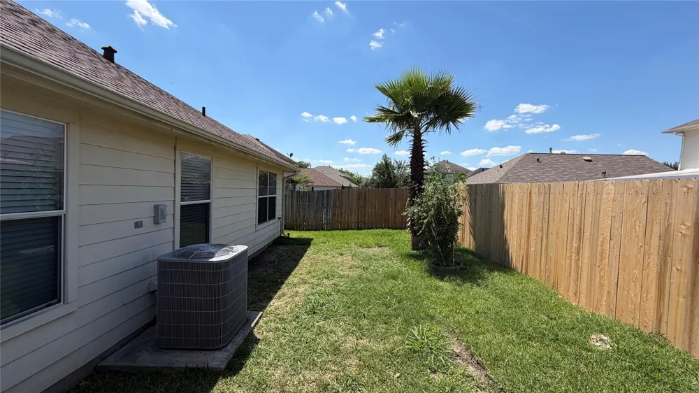 8943 Farm Ridge Lane Humble, TX 77338