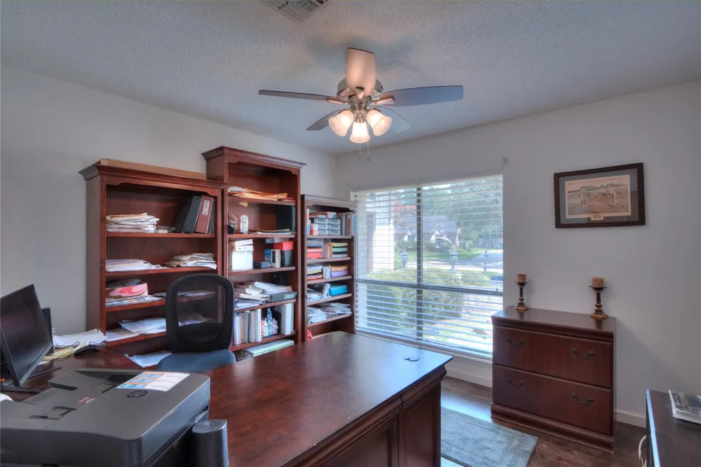2702 S Pine Hill Drive Pearland, TX 77581