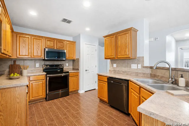 265 Arcadia Cibolo, TX 78108