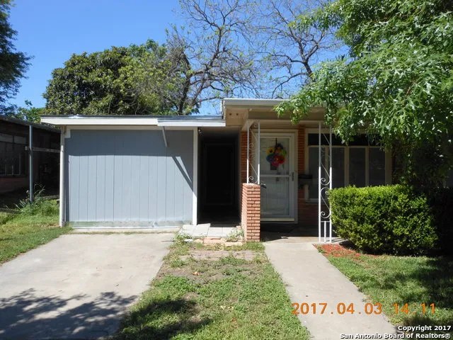 427 LIVELY DR Unit GARAGE APARTMENT San Antonio, TX 78213