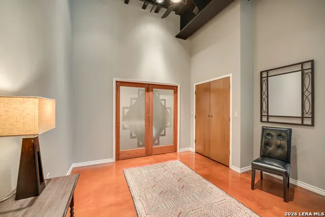 214 E Travis Unit APT 301 San Antonio, TX 78205