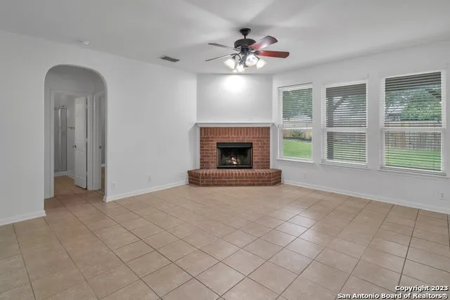 306 BIRKDALE DR Cibolo, TX 78108