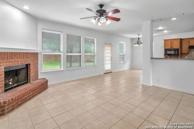 306 BIRKDALE DR Cibolo, TX 78108