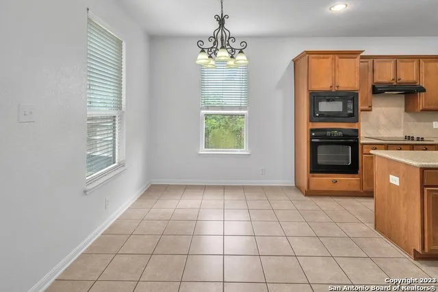 306 BIRKDALE DR Cibolo, TX 78108