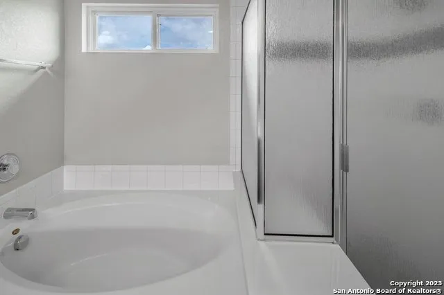 306 BIRKDALE DR Cibolo, TX 78108