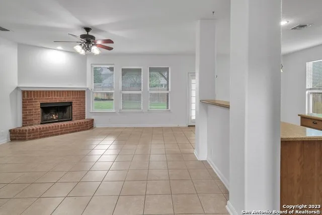 306 BIRKDALE DR Cibolo, TX 78108